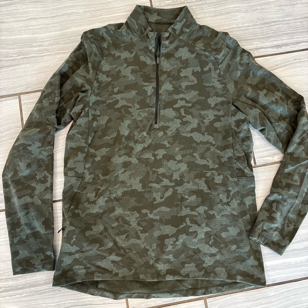 Lululemon Camouflage Quarter-Zip Pullover